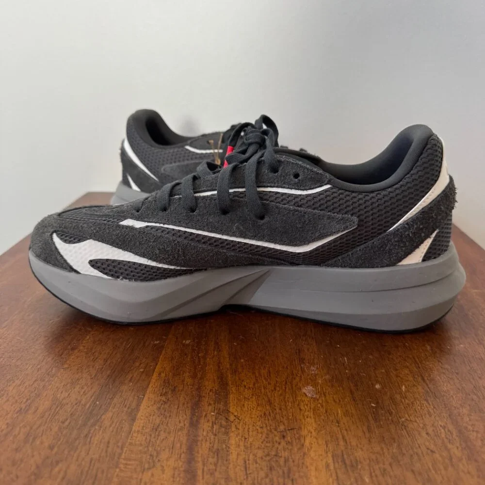Adidas Lightblaze Sneaker - Picture 2 of 8